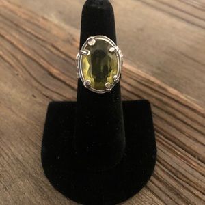 Beautiful Retired Silpada Swarovski Crystal Ring